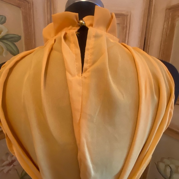 Yellow Dress - Picture 4 of 4